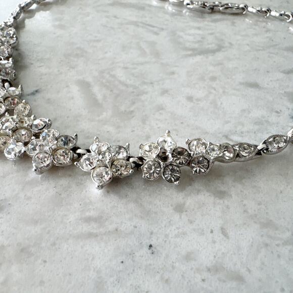 Bug Off Rhinestone Necklace Silver Tone Floral Cluster Sparkle Formal - Picture 7 of 10